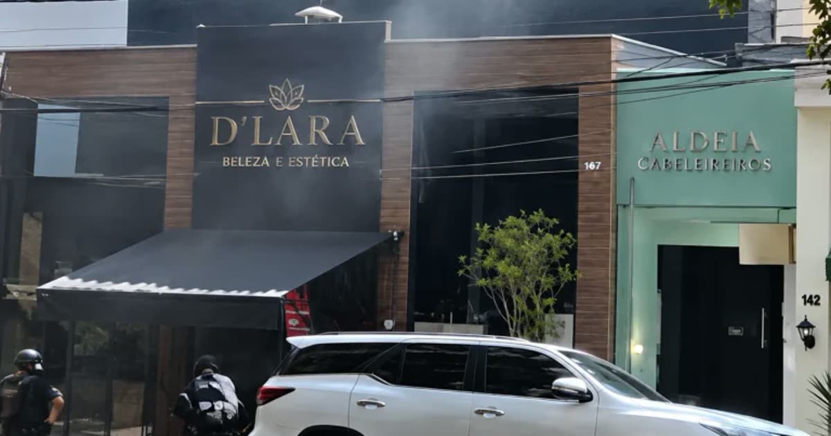Princípio de incêndio atinge salão de beleza na Praça Popular em Cuiabá
